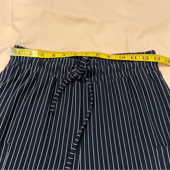 Anthropologie‎ Sunday In Brooklyn Navy Pinstriped Wide Leg Crop Pant Size XS - Picture 8 of 13